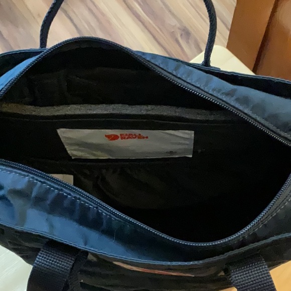 Fjällräven Kånken Navy totepack - Picture 7 of 8